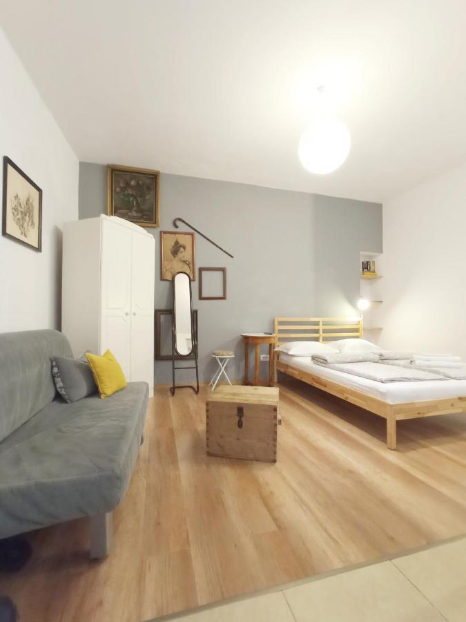 Cozy Republicii Apartamento Braşov Exterior foto