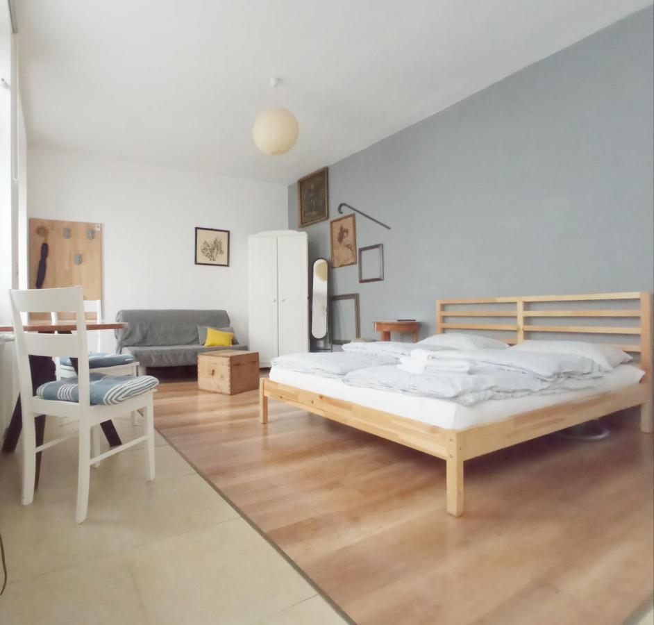 Cozy Republicii Apartamento Braşov Exterior foto